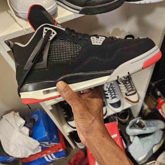 Nike air Jordan 4 Bred and jordan 6 infrared